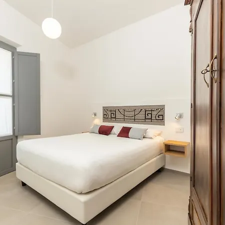 Bed & Breakfast Domu Qirat - Authentic & Terraces *