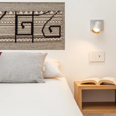 Domu Qirat - Authentic Rooms With Private Terraces 3*