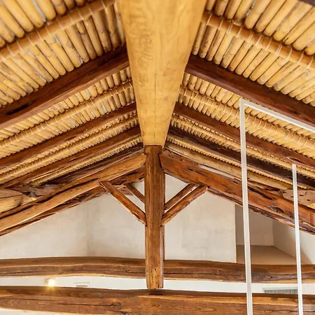 Bed & Breakfast Domu Qirat - Authentic & Terraces *
