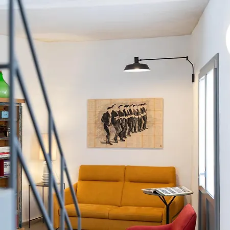 Bed & Breakfast Domu Qirat - Authentic & Terraces *