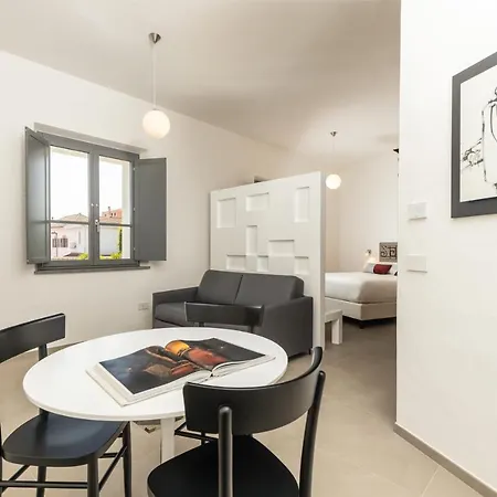 Nocleg ze śniadaniem Domu Qirat - Authentic With Private Terraces 3*