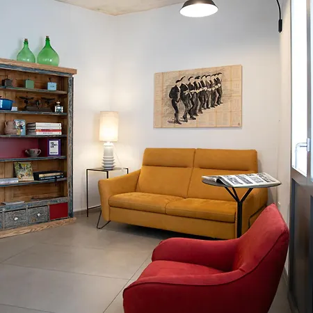 Domu Qirat - Authentic With Private Terraces 3*