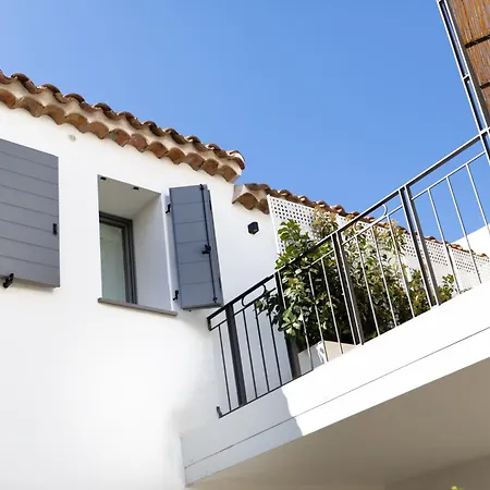 Bed & Breakfast Domu Qirat - Authentic With Private Terraces
