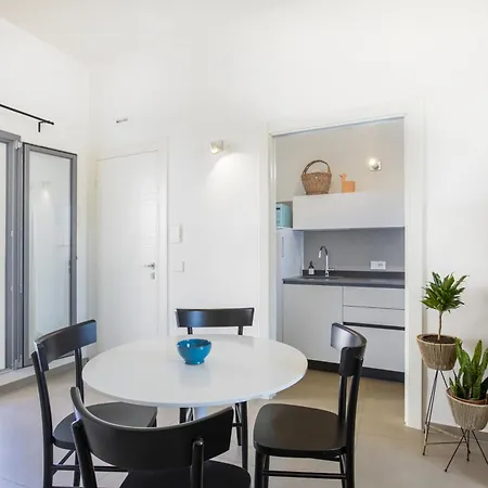 Bed & Breakfast Domu Qirat - Authentic & Terraces 3*