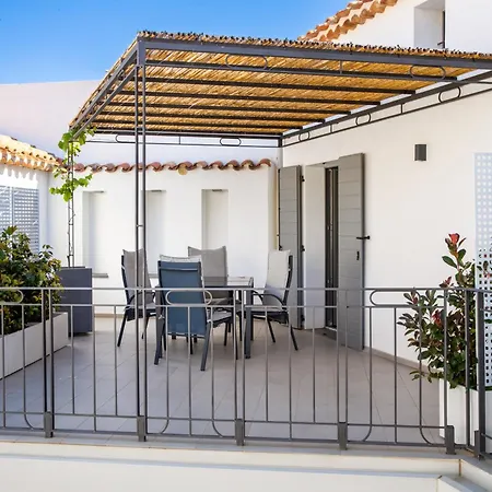 Oda ve Kahvaltı Domu Qirat - Authentic With Private Terraces