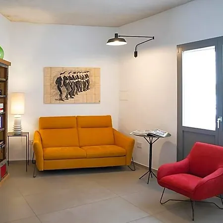 Domu Qirat - Authentic With Private Terraces Frühstückspension