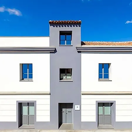 Domu Qirat - Authentic With Private Terraces Frühstückspension 3*