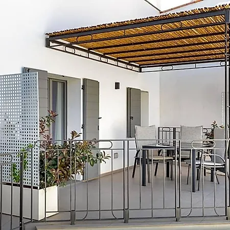 Domu Qirat - Authentic With Private Terraces Frühstückspension