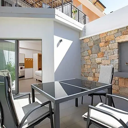 Domu Qirat - Authentic With Private Terraces 3*