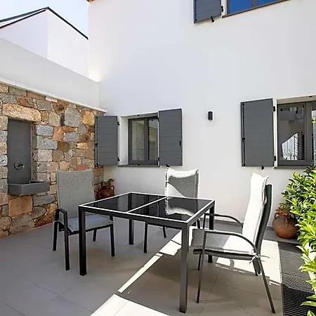 Domu Qirat - Authentic With Private Terraces Tortolì