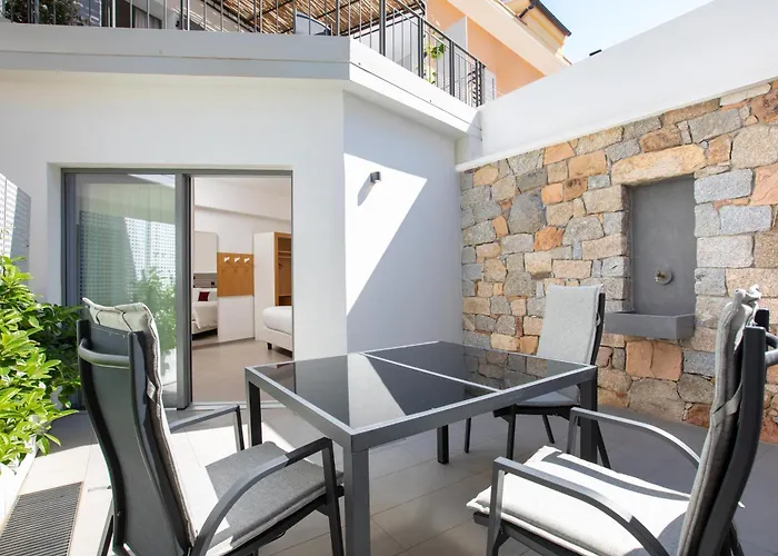 Domu Qirat - Authentic With Private Terraces Oda ve Kahvaltı Tortolì